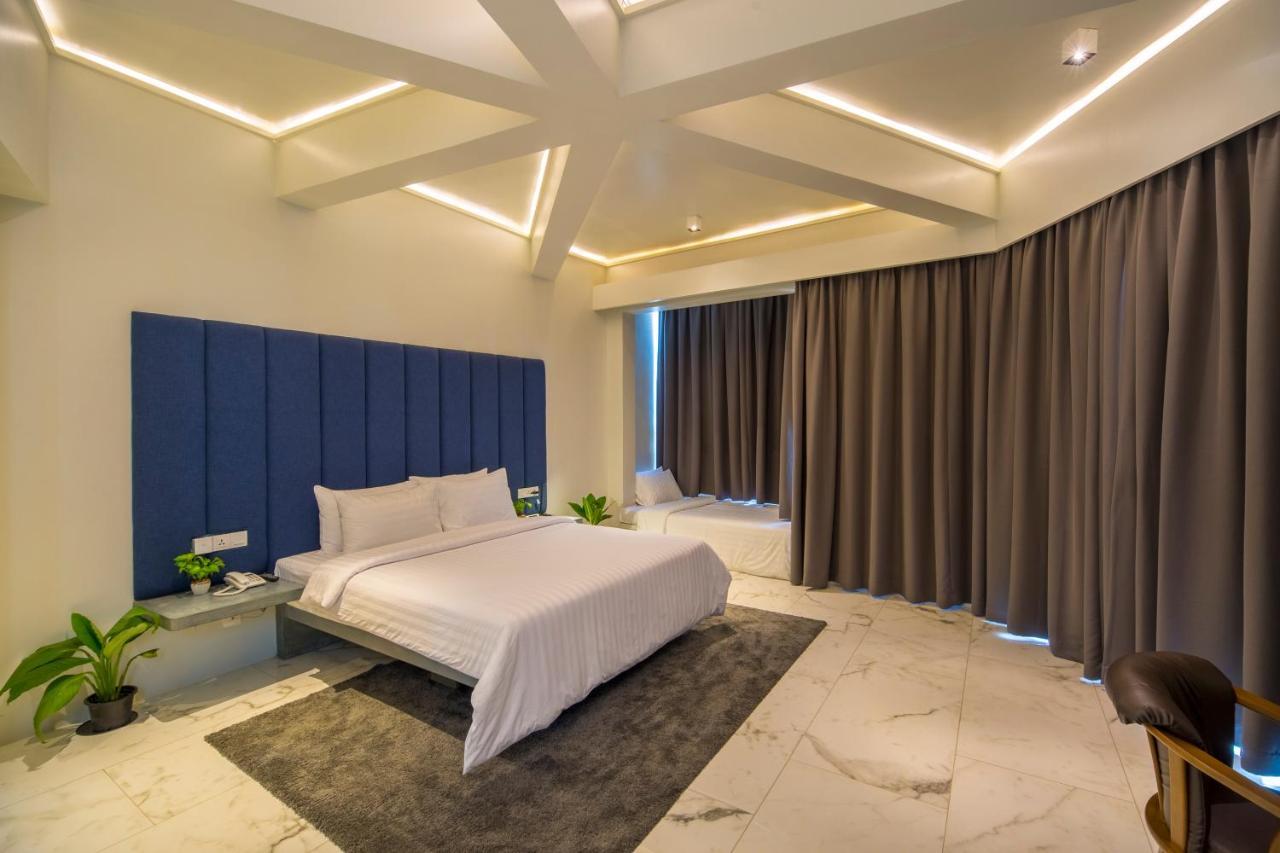 Elia Boutique Hotel Siem Reap Exteriör bild